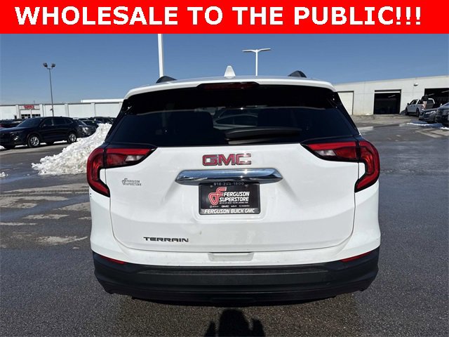 Used 2018 GMC Terrain SLE w/ Driver Convenience Package image 3