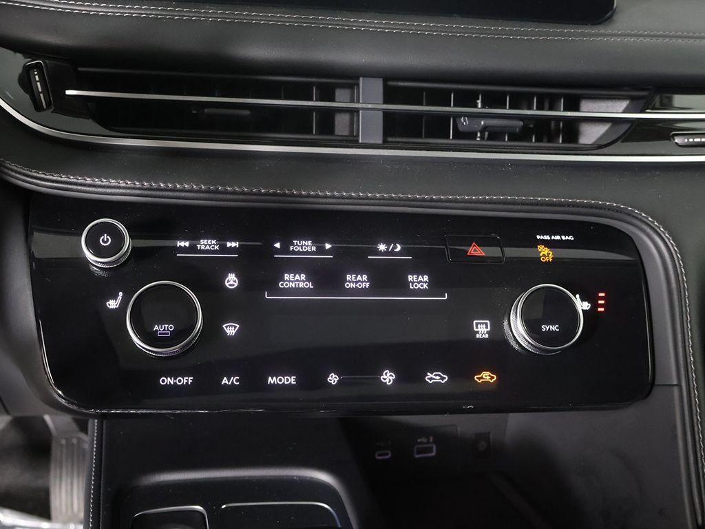 Used 2025 INFINITI QX60 Pure AWD/4WD image 44