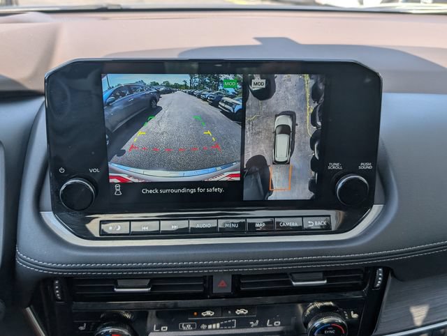 Used 2023 Nissan Rogue Platinum w/ Platinum Premium Package FWD image 31