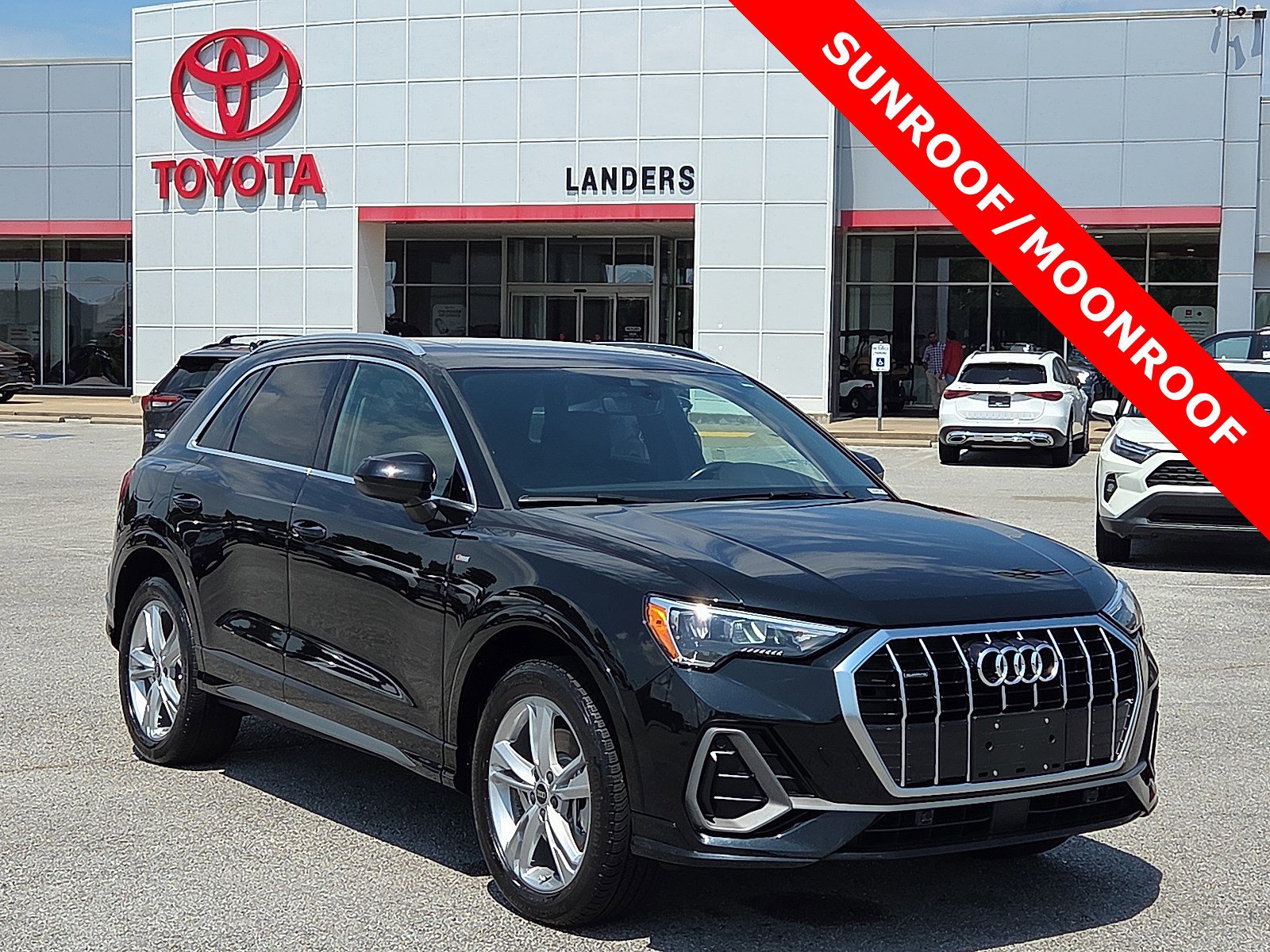 Used 2022 Audi Q3 2.0T Premium w/ Convenience Package