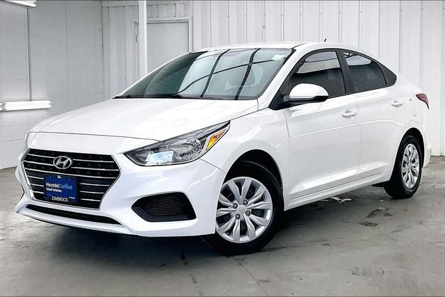 Certified 2022 Hyundai Accent SE FWD image 2