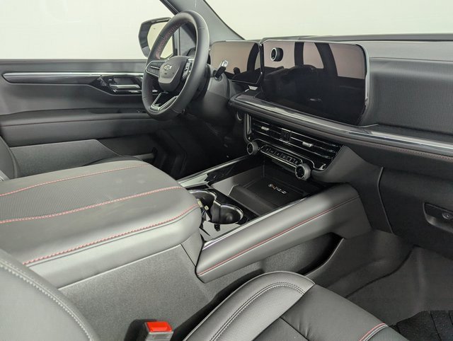 Used 2025 Chevrolet Tahoe RST image 29