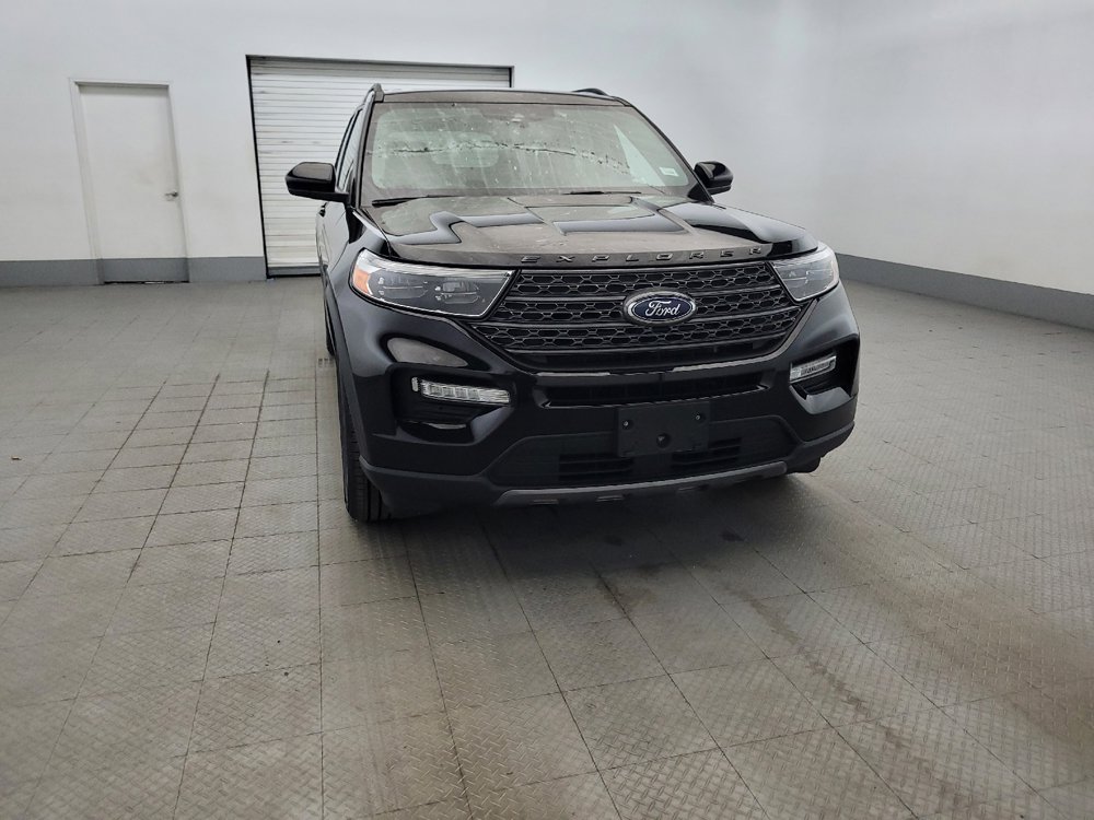 Used 2022 Ford Explorer XLT w/ Equipment Group 202A AWD/4WD image 14
