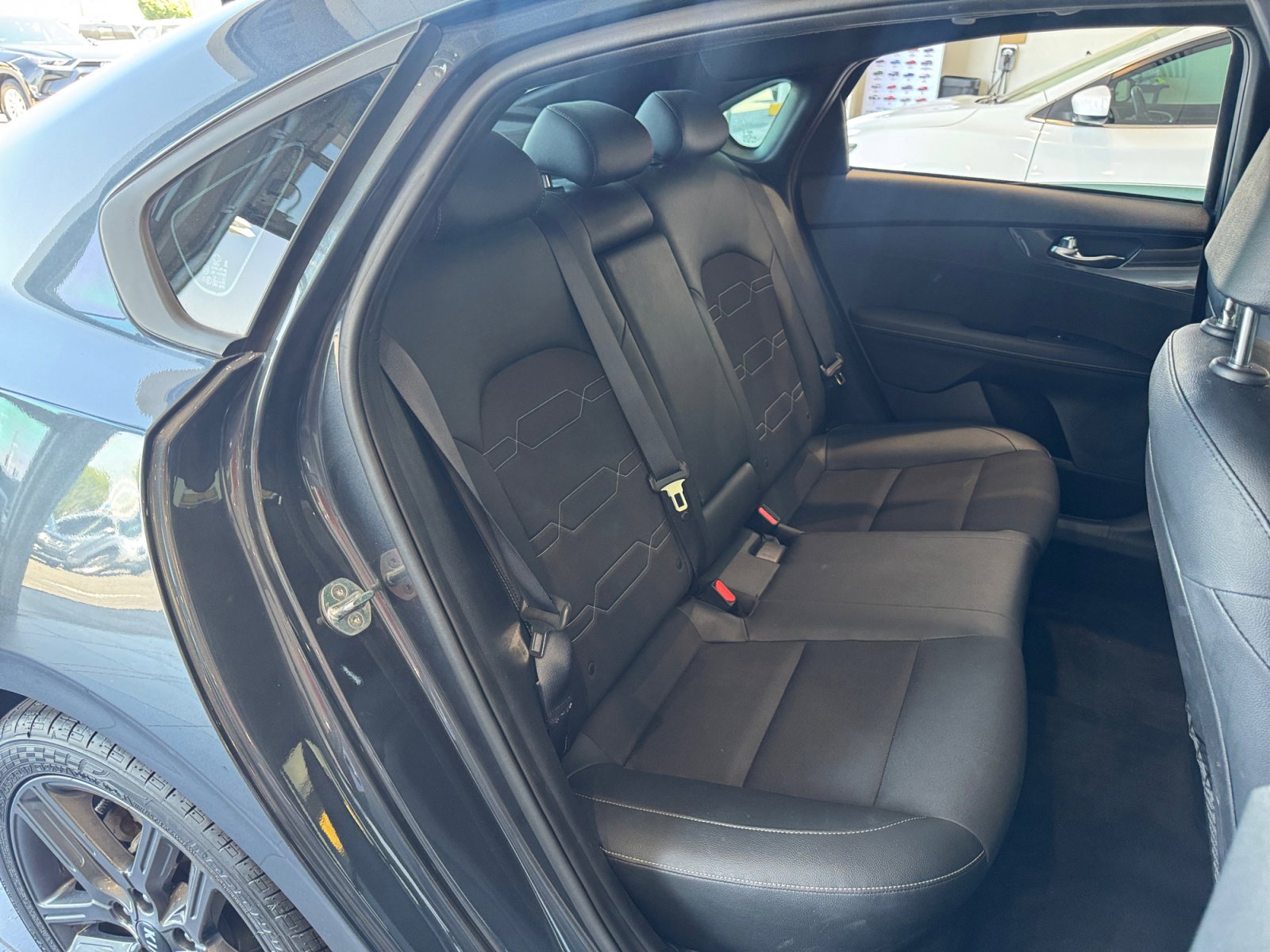 Used 2020 Kia Forte GT-Line w/ GT-Line Premium Package FWD image 18