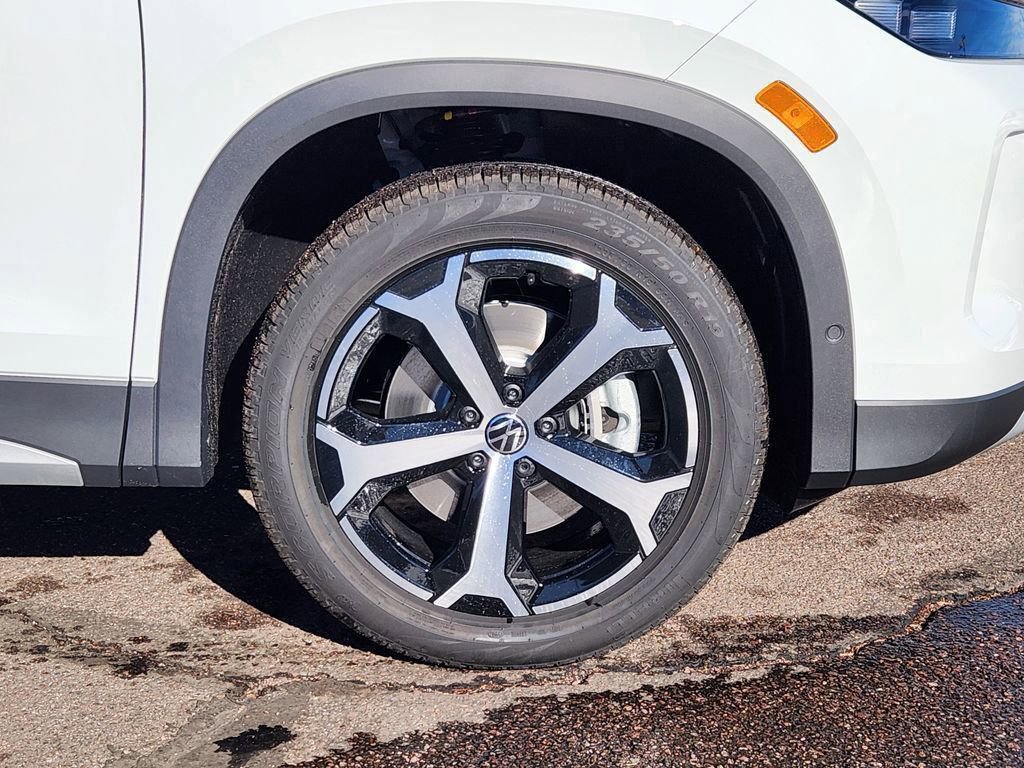 New 2026 Volkswagen Tiguan SE image 30