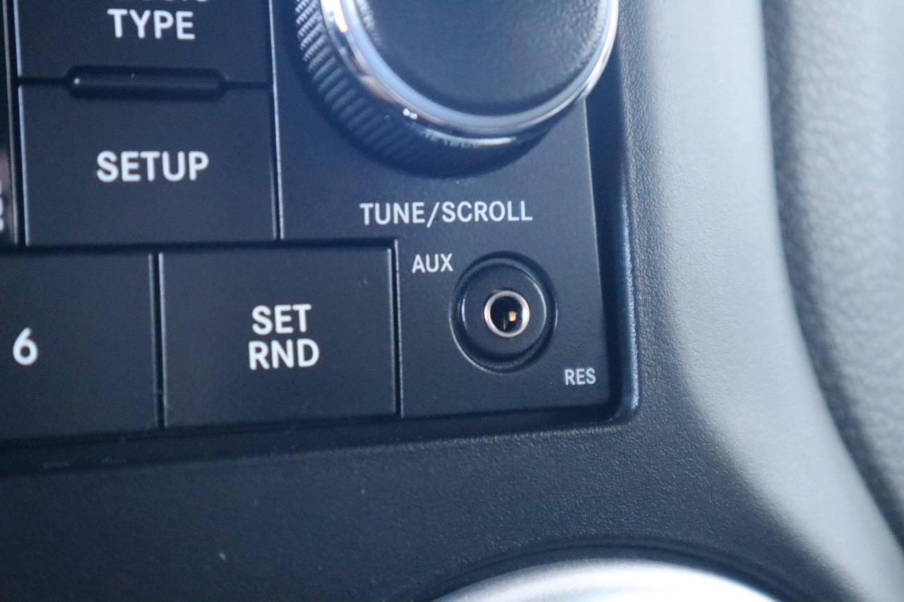 Used 2014 Jeep Wrangler Unlimited Rubicon w/ Connectivity Group AWD/4WD image 67