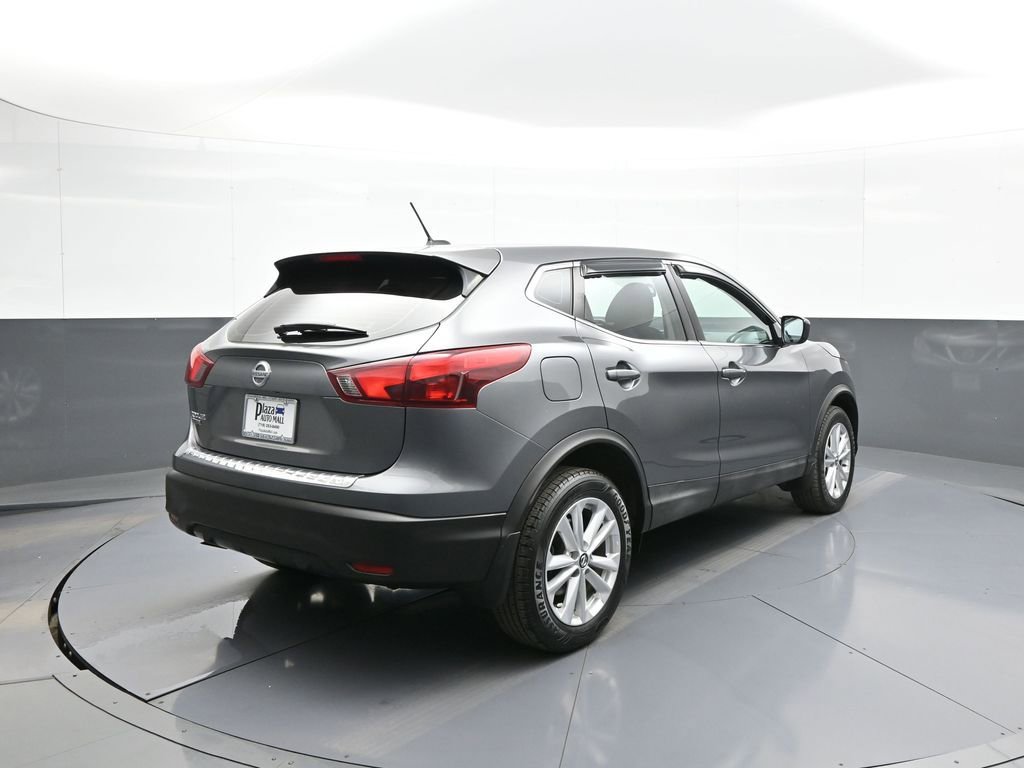 Used 2019 Nissan Rogue Sport S w/ Appearance Package FWD image 6