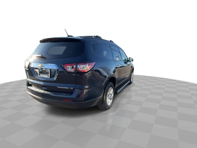 Used 2016 Chevrolet Traverse LS w/ LPO, 'HIT The Road' Package FWD image 7
