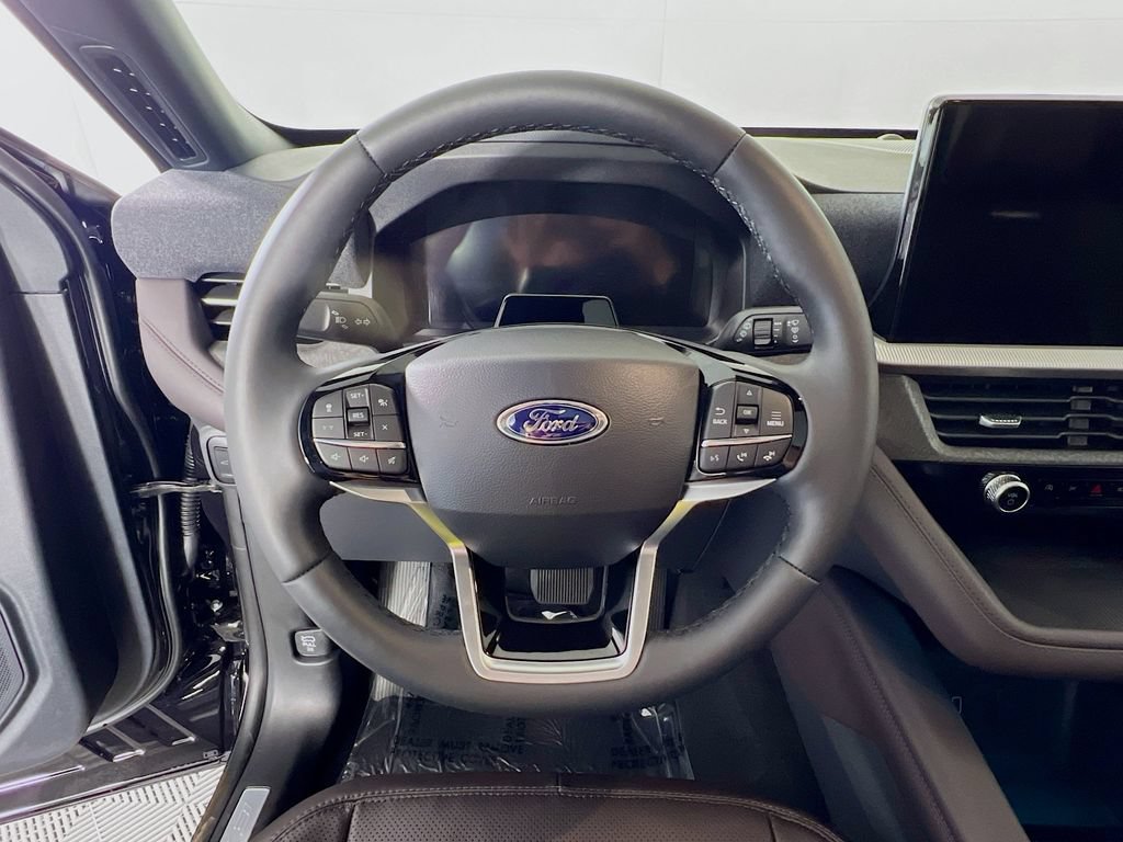 New 2026 Ford Explorer Platinum w/ LUX Leather Package AWD/4WD image 8