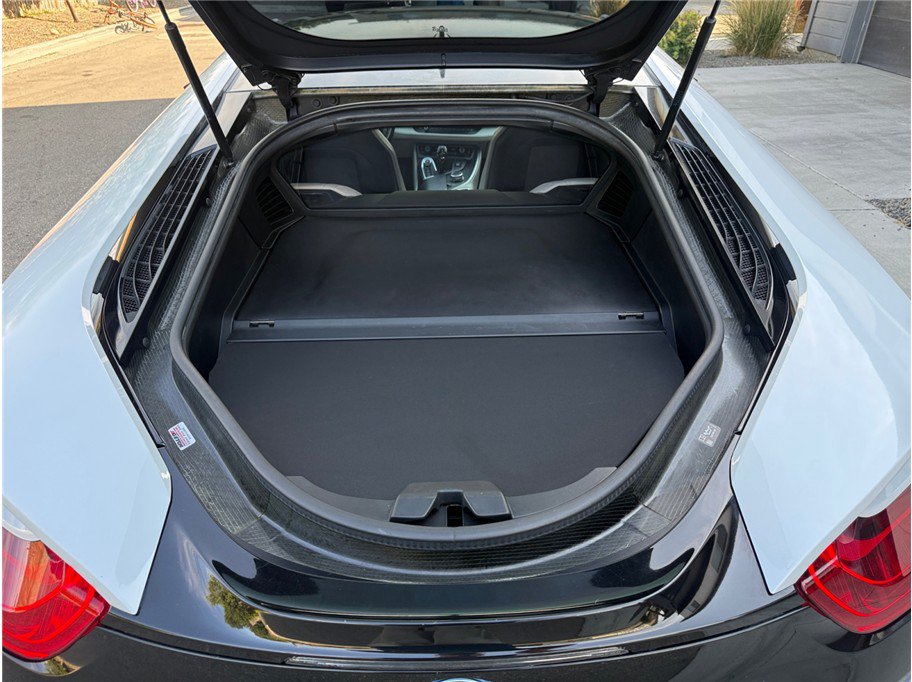 Used 2015 BMW i8 AWD/4WD image 47