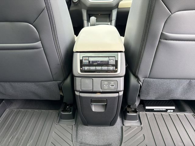 New 2026 Subaru Ascent Limited AWD/4WD image 25