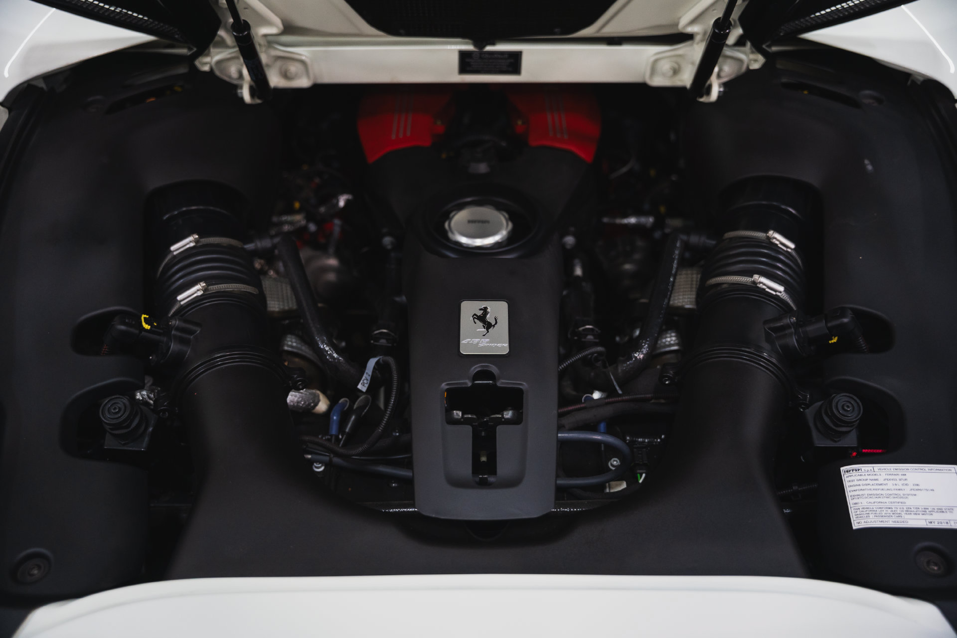 Used 2018 Ferrari 488 Spider RWD image 94