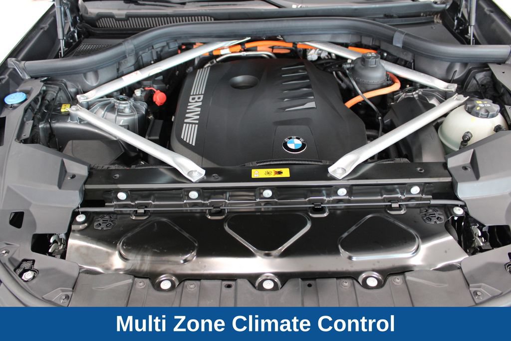 Used 2025 BMW X5 xDrive50e AWD/4WD image 11