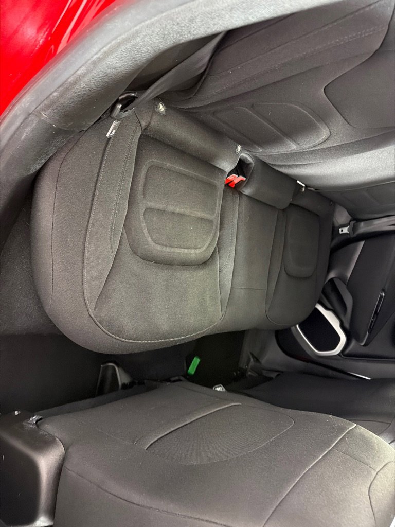 Used 2018 Jeep Renegade Latitude image 21