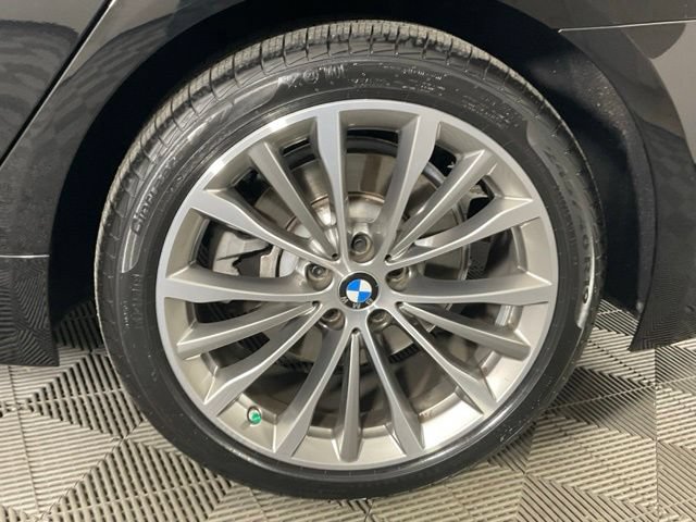 Certified 2023 BMW 530i xDrive w/ Premium Package AWD/4WD image 36