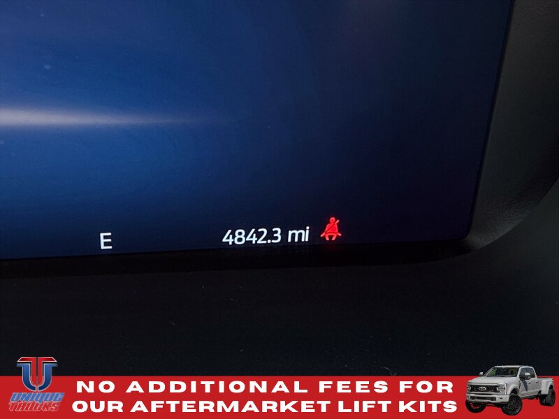 Used 2025 Ford F350 Lariat w/ FX4 Off-Road Package AWD/4WD image 36