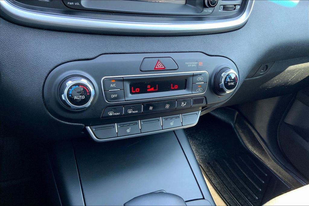 Used 2020 Kia Sorento LX w/ LX I4 Convenience Package image 15