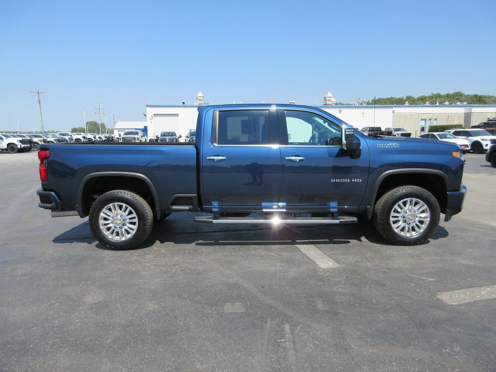 Certified 2022 Chevrolet Silverado 2500 High Country w/ Z71 Off-Road Package AWD/4WD image 5