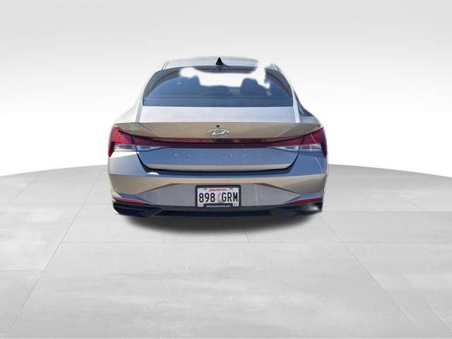 Used 2023 Hyundai Elantra SEL image 7