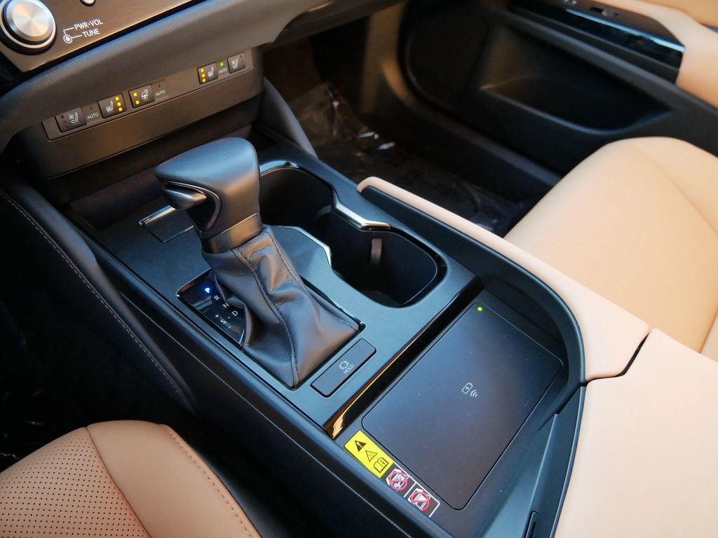 Certified 2025 Lexus ES 350 w/ Premium Package image 24