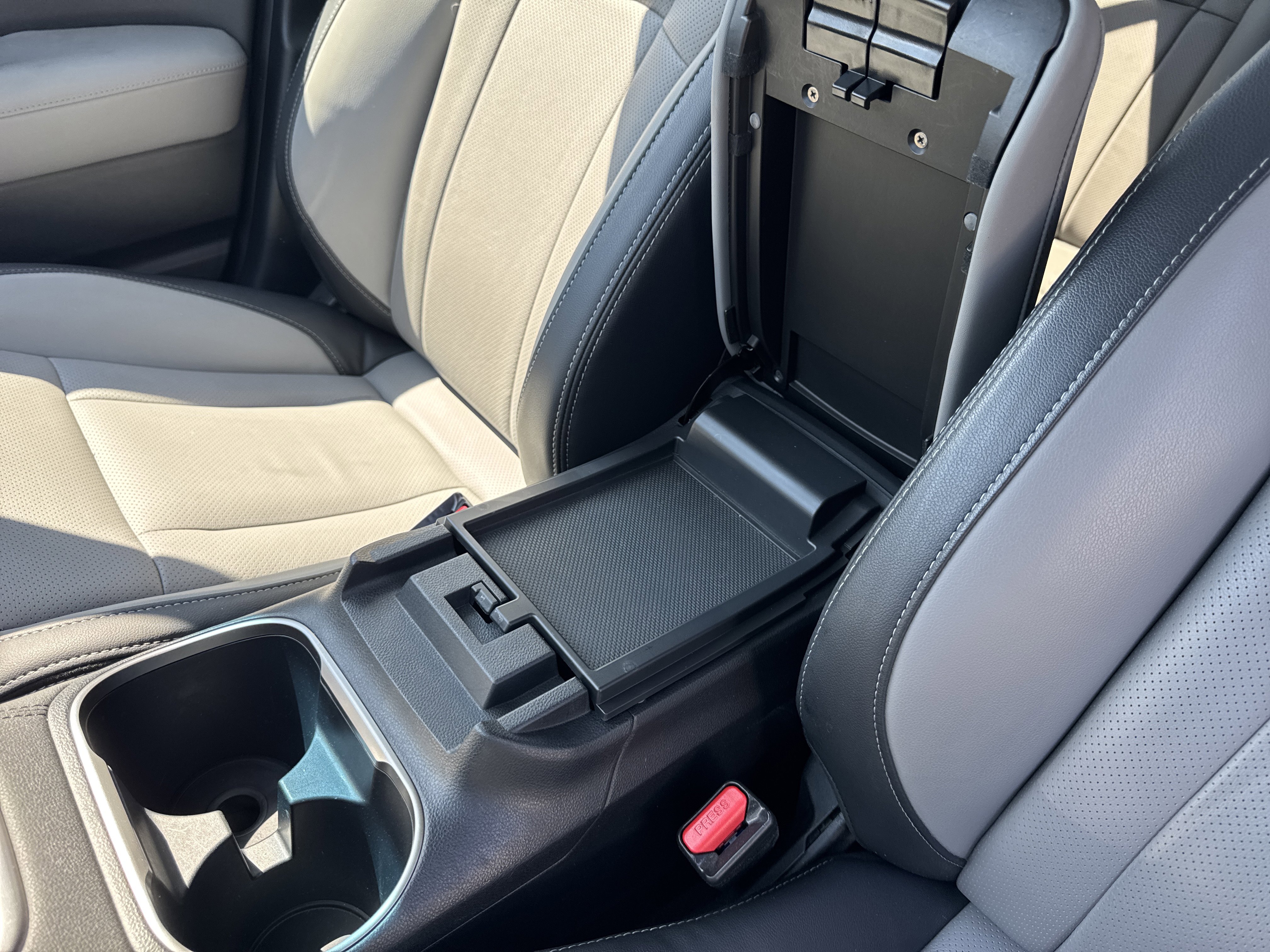 Certified 2022 Subaru Outback Limited AWD/4WD image 11