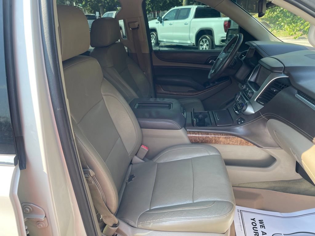 Used 2015 Chevrolet Suburban LTZ AWD/4WD image 36