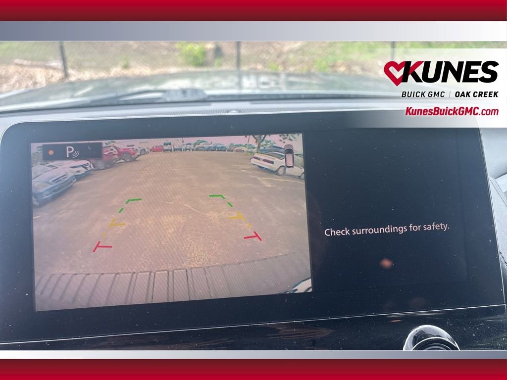 Used 2023 Nissan Armada SV image 21