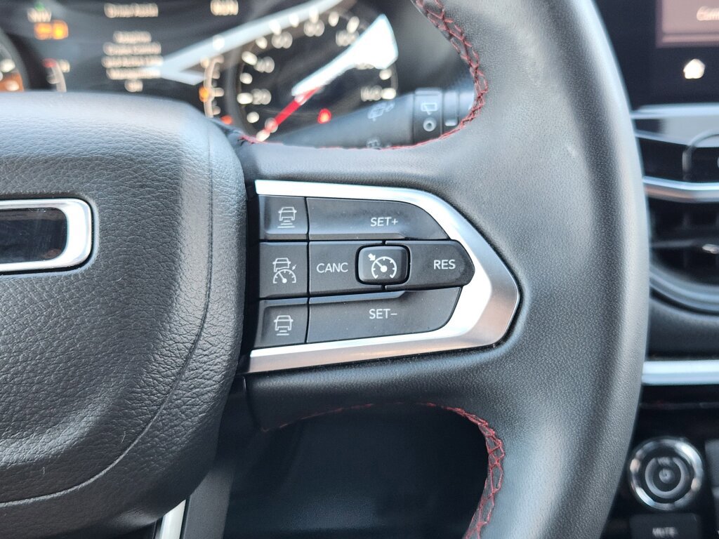 Used 2023 Jeep Compass Trailhawk image 19