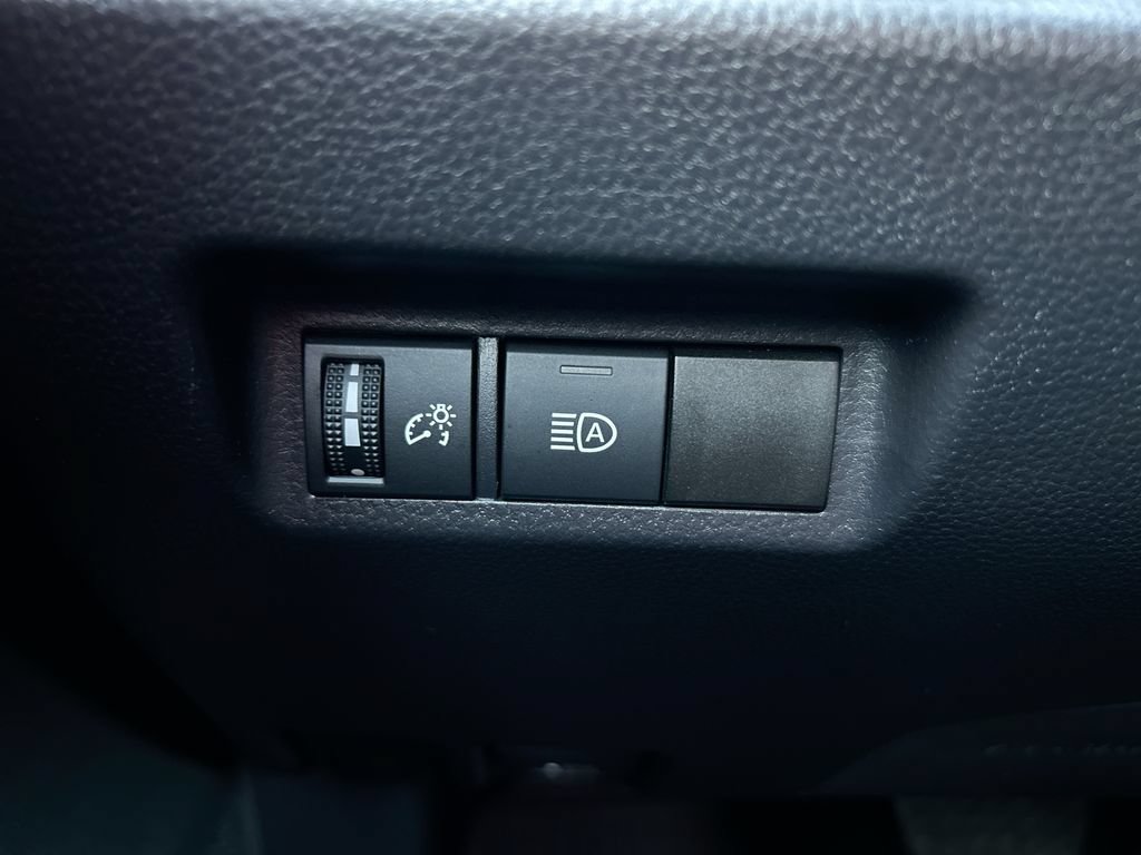 Certified 2025 Toyota RAV4 XLE FWD image 14