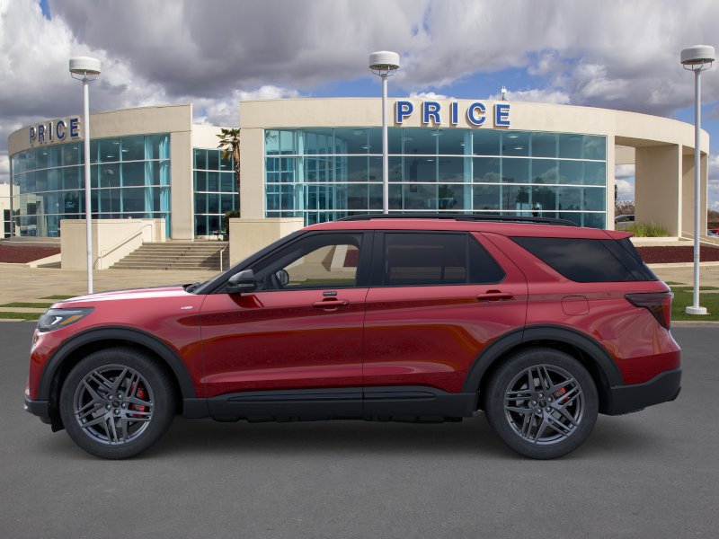 Used 2026 Ford Explorer ST-Line w/ ST-Line Street Pack RWD image 3