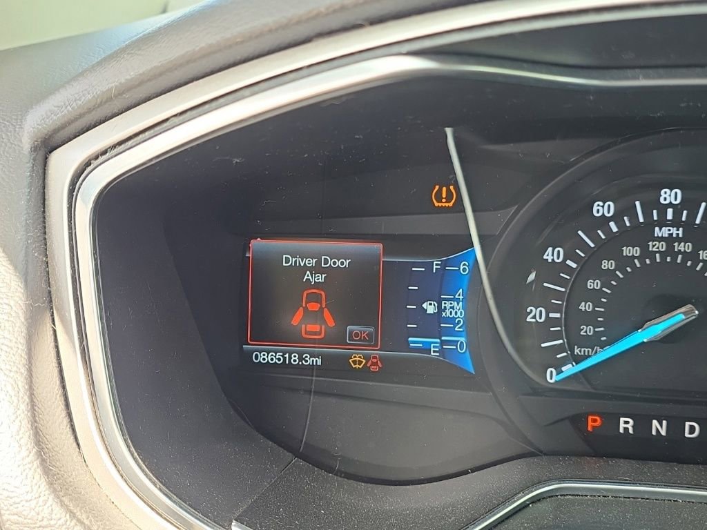 Used 2016 Ford Fusion SE AWD/4WD image 15