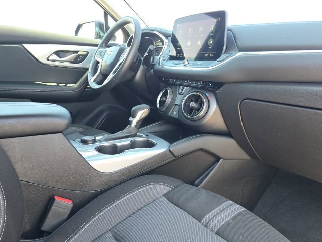 Used 2024 Chevrolet Blazer LT image 19