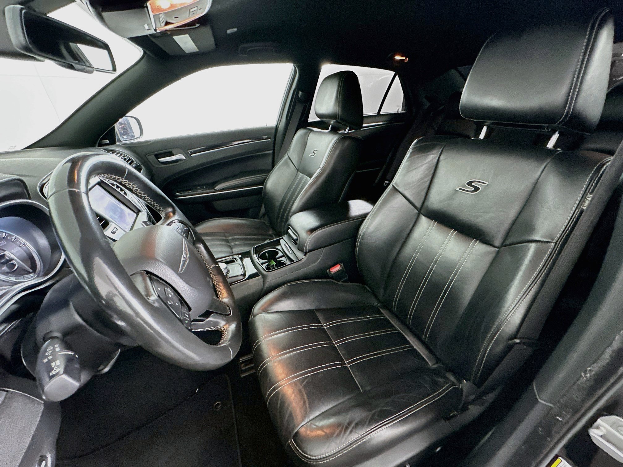 Used 2021 Chrysler 300 S RWD image 13