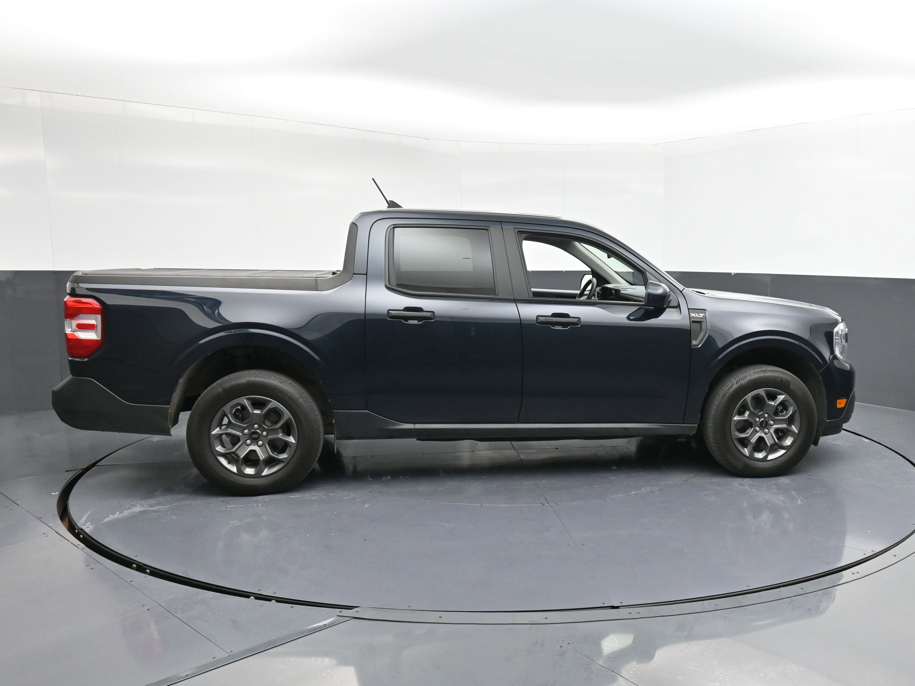 Used 2023 Ford Maverick XLT w/ XLT Luxury Package image 9