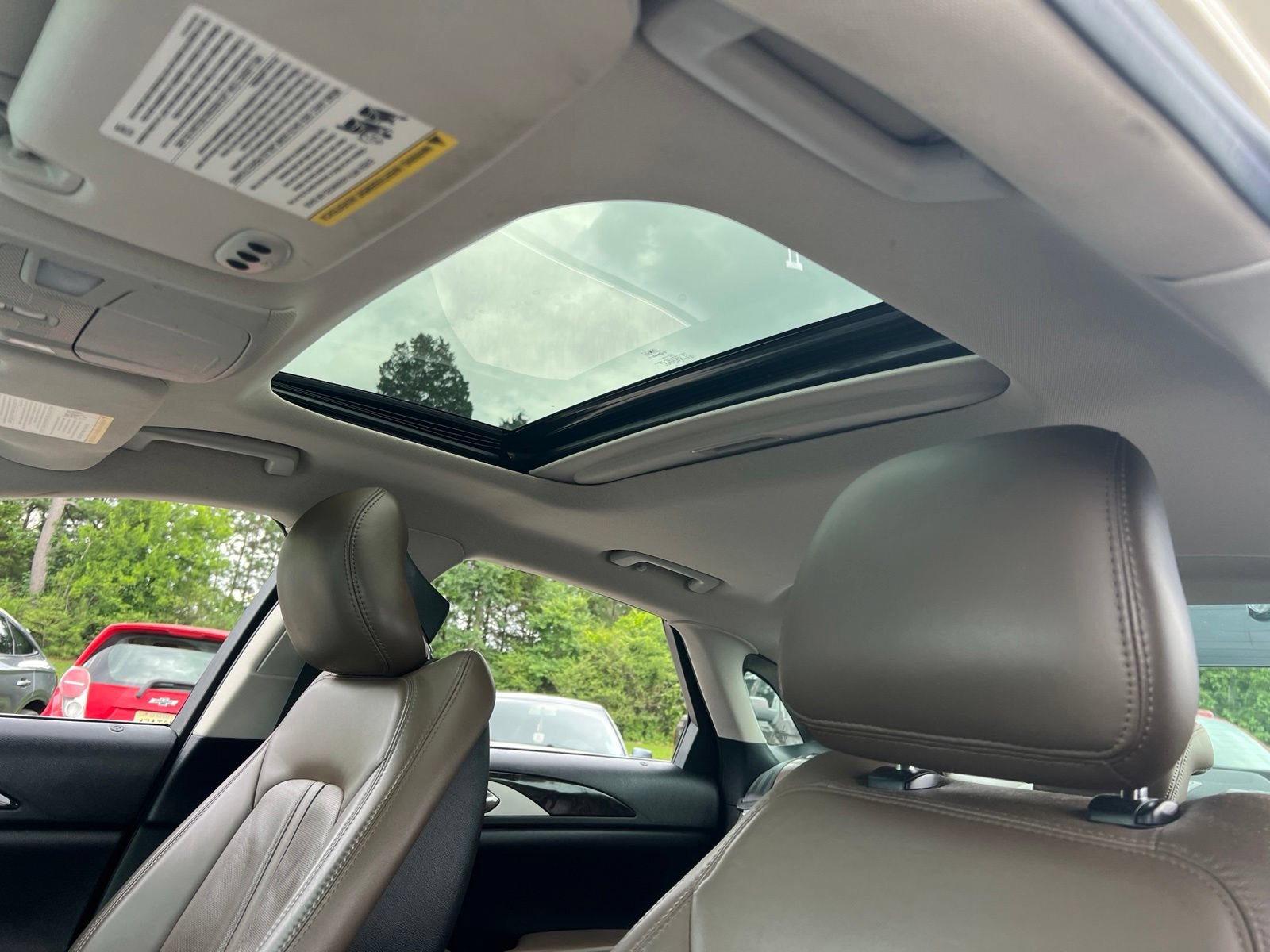 Used 2016 Lincoln MKZ w/ Equipment Group 300A Reserve FWD image 21