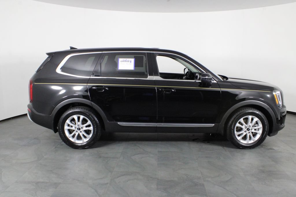 Used 2022 Kia Telluride LX FWD image 11