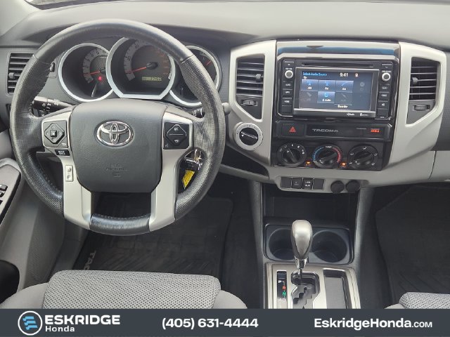 Used 2015 Toyota Tacoma 4x4 Access Cab V6 w/ TRD Off-Road Package image 26