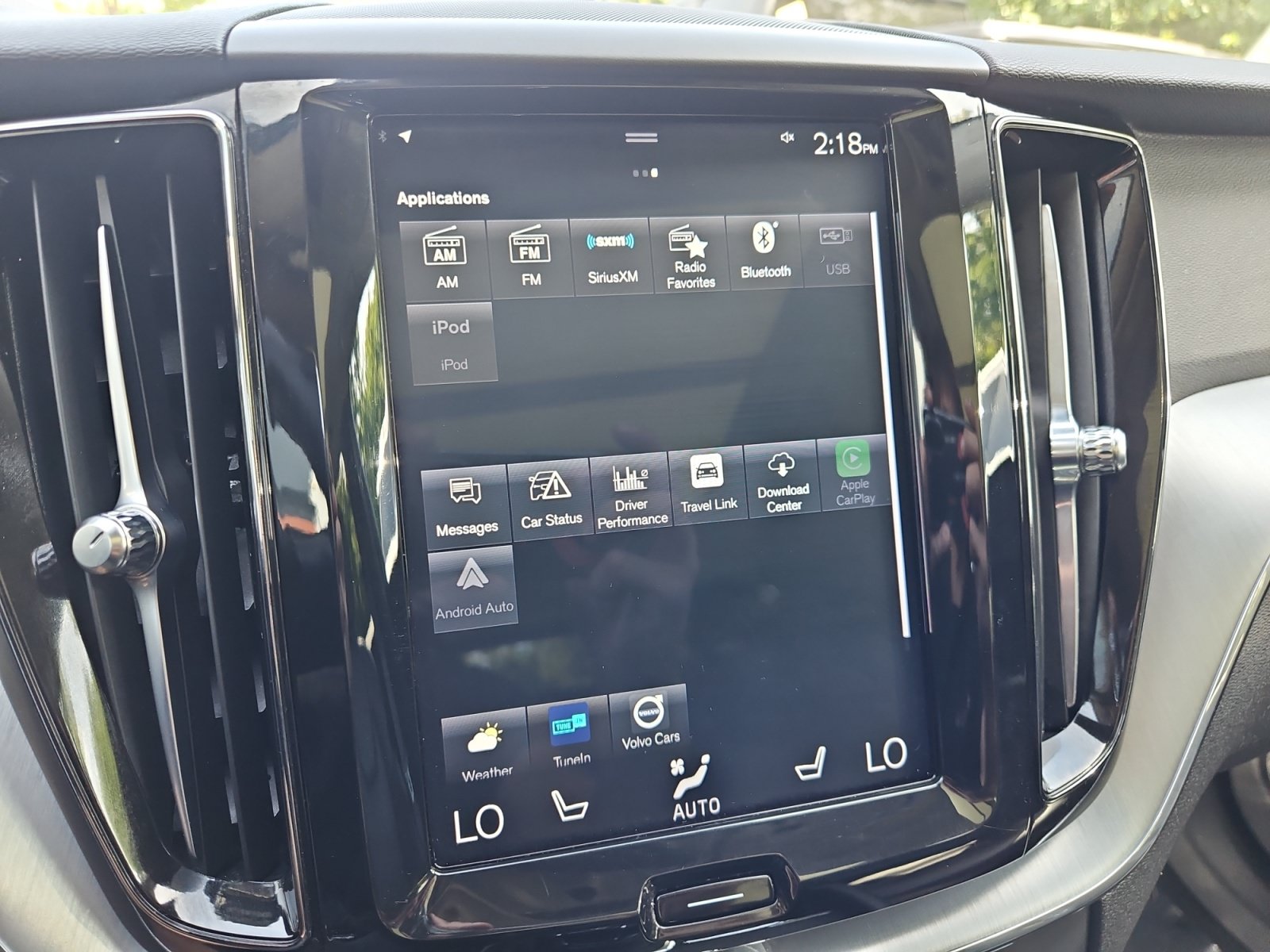 Used 2018 Volvo XC60 T5 Momentum w/ Vision Package AWD/4WD image 20