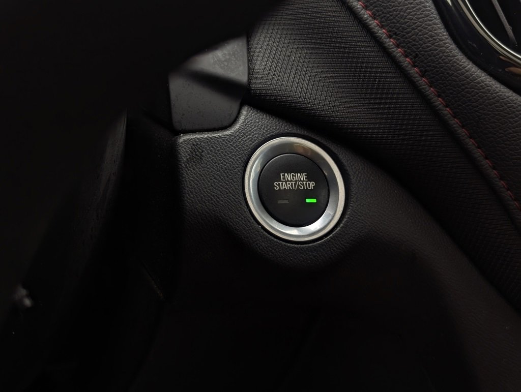 Used 2022 Chevrolet Equinox RS image 43