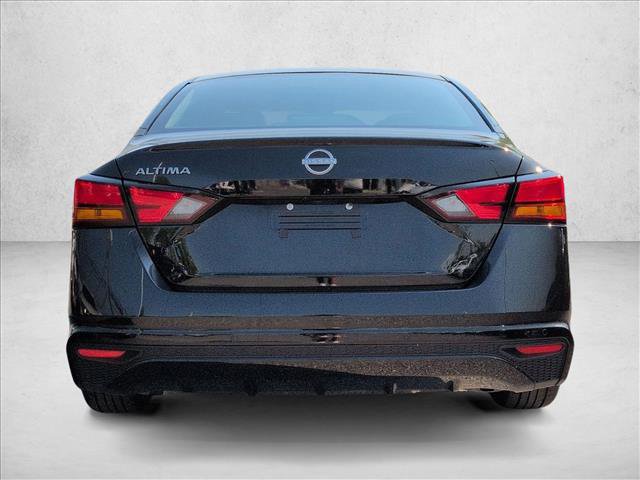 Used 2023 Nissan Altima 2.5 S FWD image 7