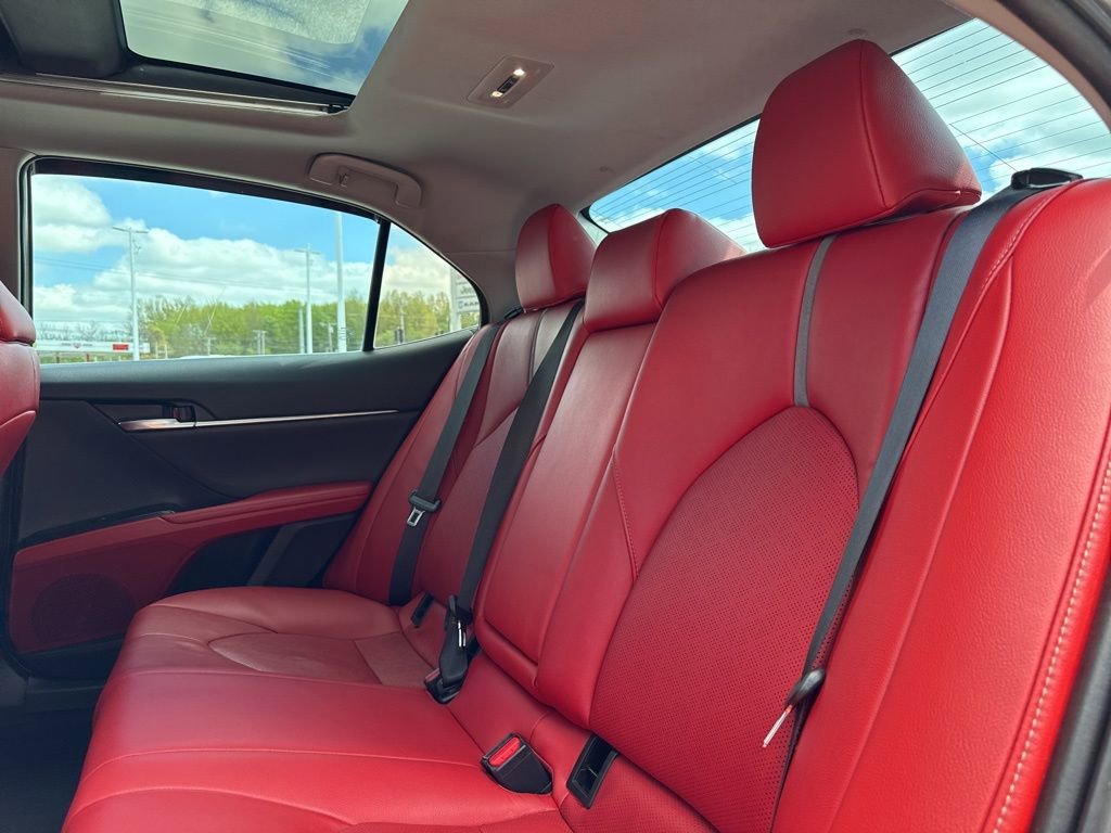 Used 2019 Toyota Camry XSE FWD image 38