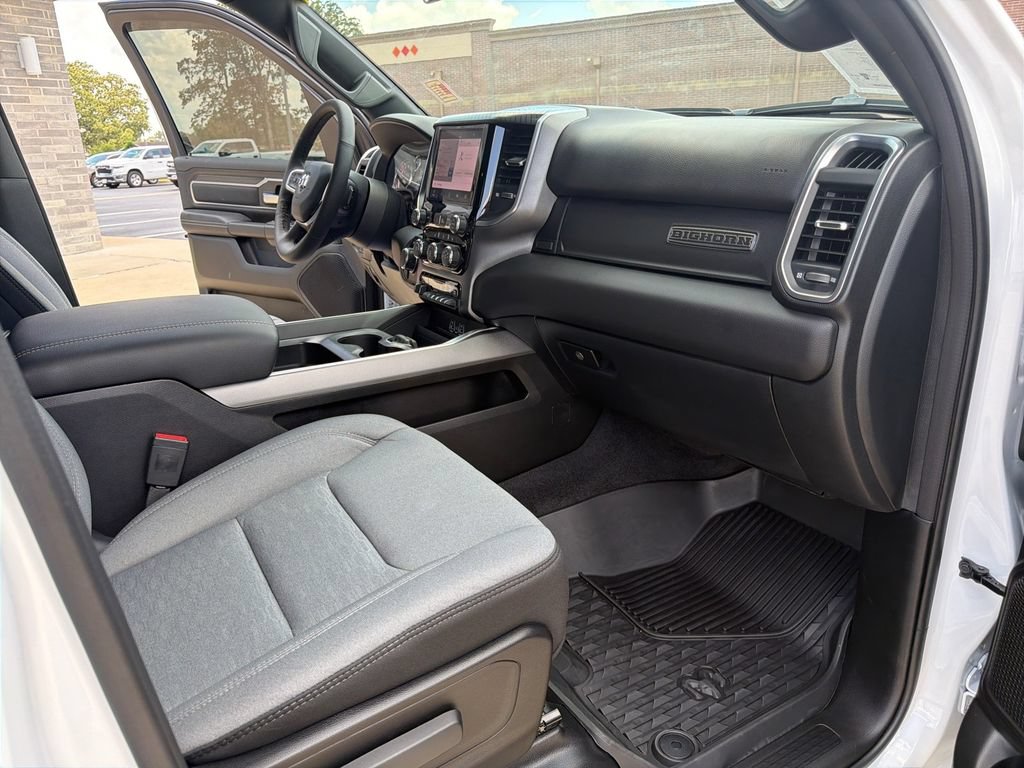 Used 2025 RAM 1500 Big Horn AWD/4WD image 37