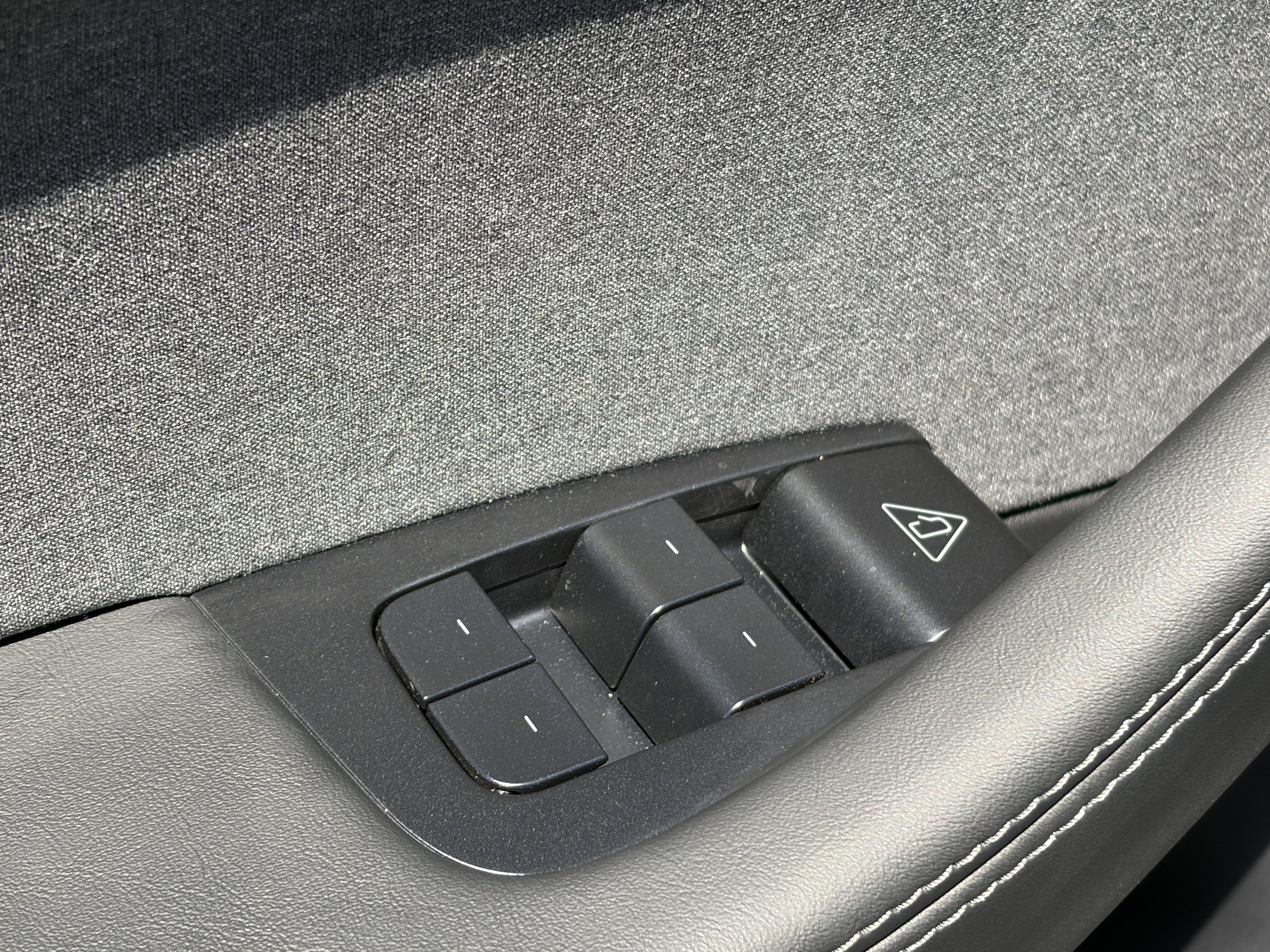 Used 2026 Tesla Model Y 2WD image 20