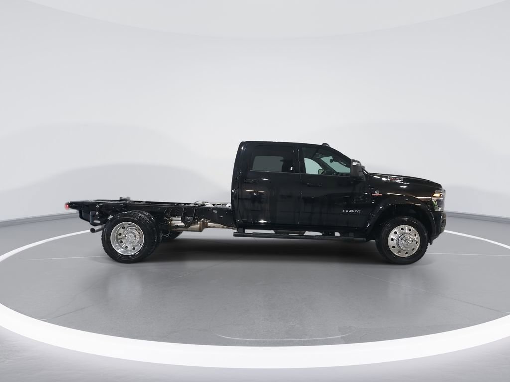 New 2026 RAM 5500 Tradesman w/ Laramie Trim Package image 9
