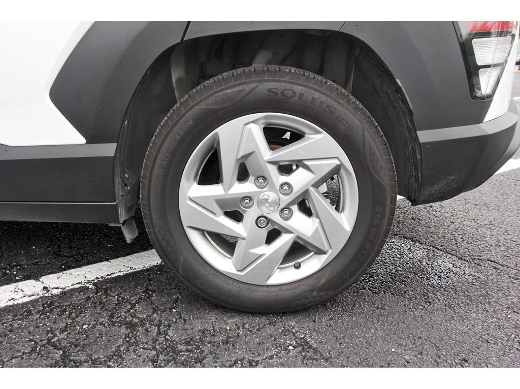 Used 2026 Hyundai Kona SE FWD image 33