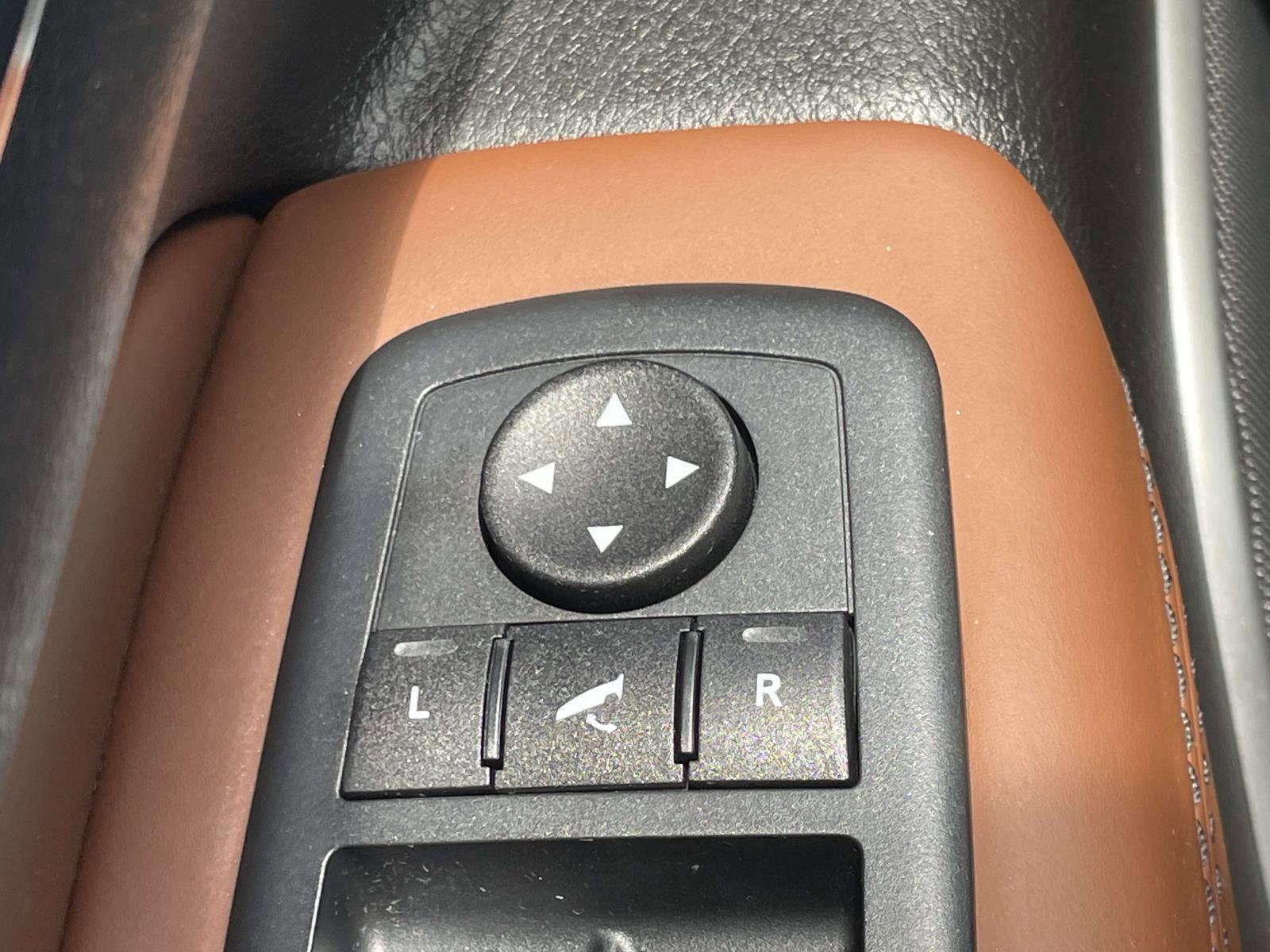 Used 2018 Jeep Grand Cherokee Summit AWD/4WD image 34