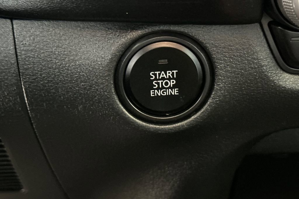 Used 2025 MAZDA CX-50 AWD 2.5 Turbo w/ Premium Pkg image 25