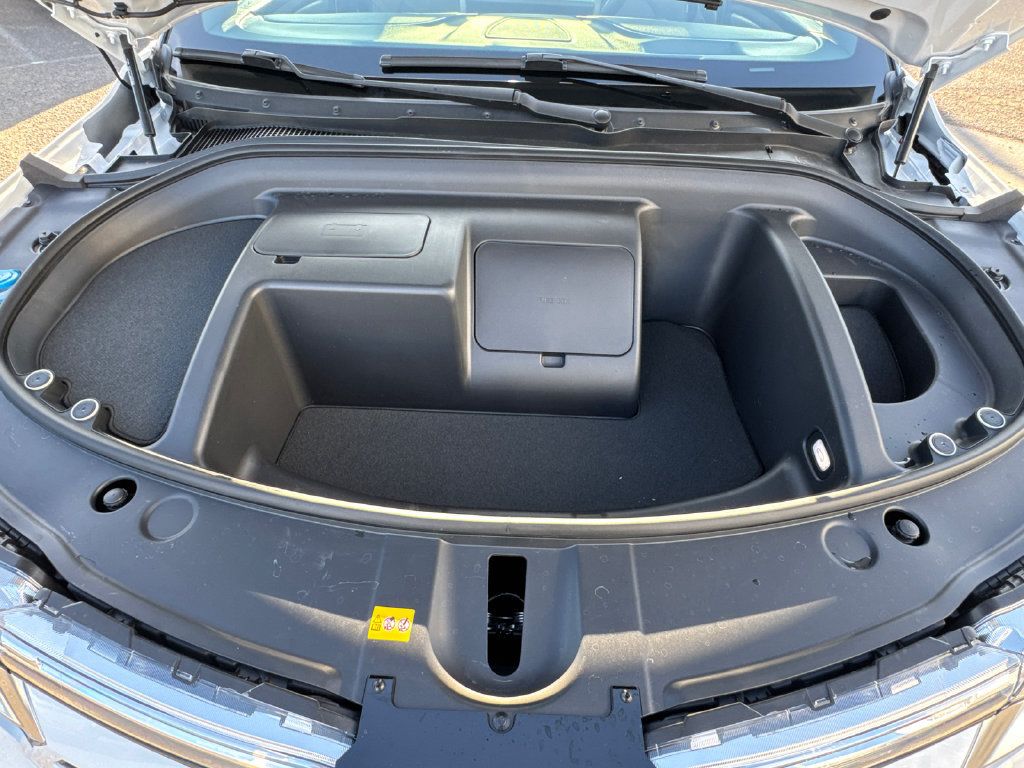 New 2025 VinFast VF 8 Plus AWD/4WD image 9