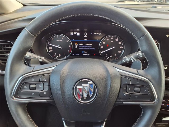 Used 2023 Buick Envision Avenir image 18