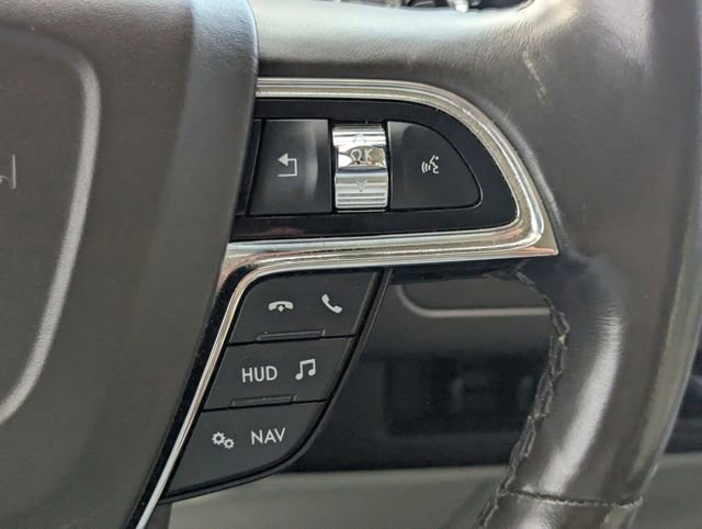 Used 2021 Lincoln Navigator Black Label w/ Cargo Convenience Package image 28